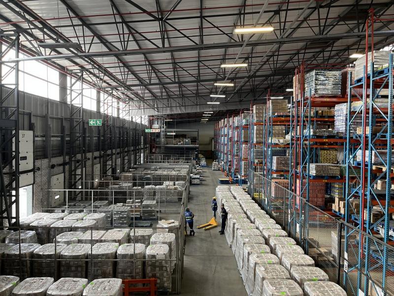 To Let commercial Property for Rent in Montague Gardens Western Cape